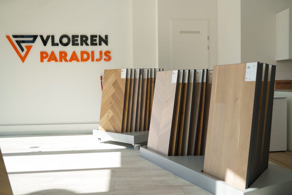 Wij leggen jouw droomvloer. Vloeren Paradijs.