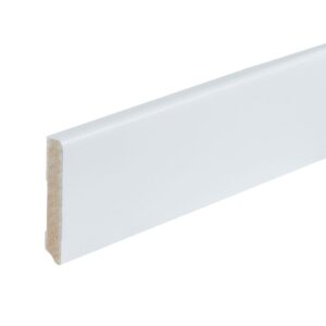 Gelakte plint berlijn wit 90x15 2,4 m1